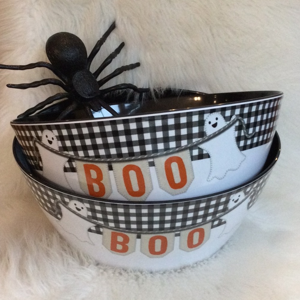 🆕Set of two 14” Melamine Halloween Bowls